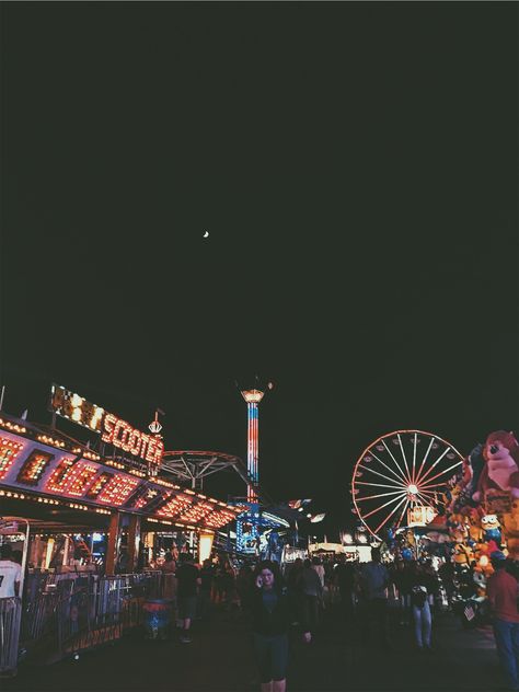 Fair Background, Alameda County Fair, Fair Rides, Country Fair, Parc D'attraction, Retro Background, Fun Fair, Images Esthétiques, County Fair