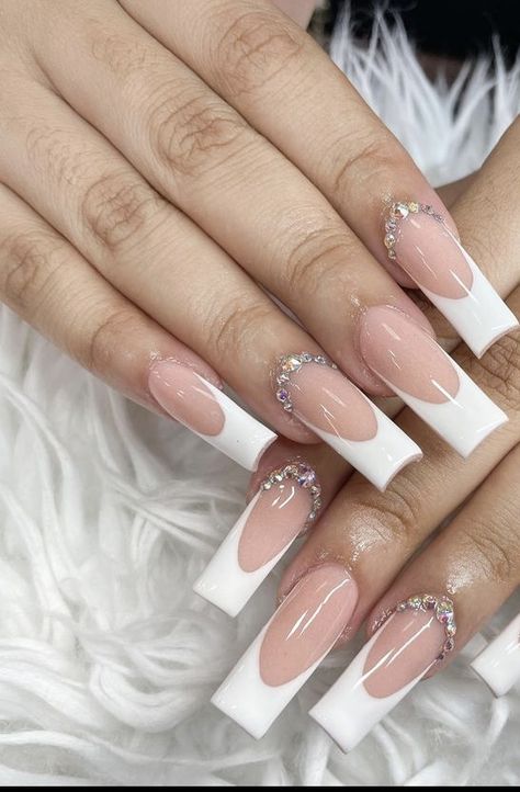 French Tips Rhinestones, Nail Color 2023, White Nails French, Color For 2023, Spring Nail Color, Nails French Tips, White French Nails, White Tip Nails, 2023 Nails