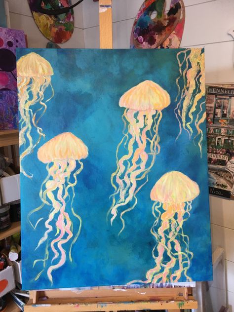 Jellyfish acrylic painting Jelly Fish Acrylic Painting Easy, Jelly Fish Painting Ideas, How To Paint Jellyfish Acrylic, Simple Jellyfish Painting, How To Paint Jellyfish, Jellyfish Painting Acrylic Easy, Jelly Fish Painting Acrylic, Jellyfish Painting Easy, Pinturas Grunge