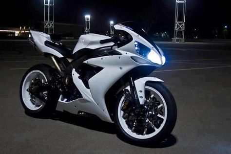 white motorcycle yamaha White Bike, White Motorcycle, Motor Yamaha, Image Moto, Motorcross Bike, Custom Sport Bikes, Yamaha Bikes, Yamaha Motorcycles, Yamaha Motorcycle