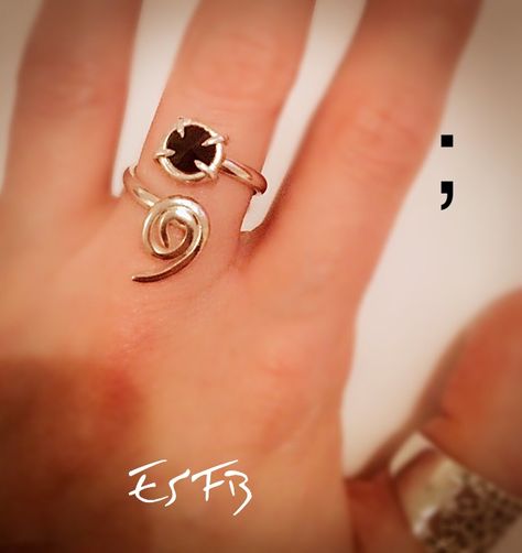 Semicolon Ring, Diy Jewlery, Metal Accessories, Jewelry Designs, Cute Jewelry, Wire Wrapping, Heart Ring, Beading, Coco