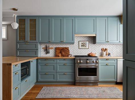 Hopewell Kitchen Kitchen Cabinet Color Ideas, Oval Room Blue, Custom Kitchens Design, Room Blue, Farrow And Ball, Blue Cabinets, Green Cabinets, Kitchen Cabinet Colors, Stunning Kitchens