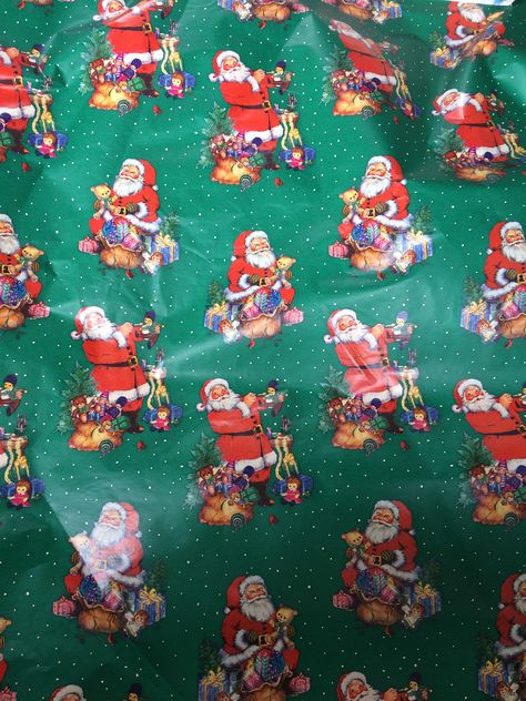 80s Christmas Wrapping Paper, 80s Christmas, 1980s Christmas, Closing Party, 70s Christmas, Vintage Christmas Wrapping Paper, Classroom Strategies, Christmas Collage, Holiday Wrap