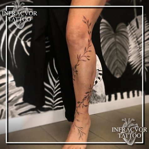 Ornamental Leg Tattoo, Leg Wrap Tattoo, Vine Foot Tattoos, Tattoo Leaf, Wrap Around Tattoo, Full Leg Tattoos, Wrap Tattoo, Tattoo Thigh, Tattoo Schrift