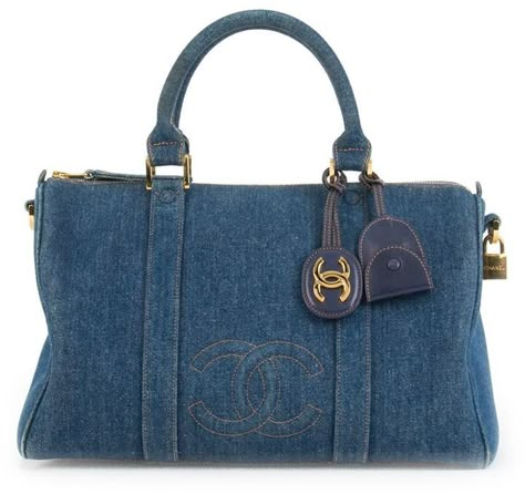 Chanel Bag Outfit, Blue Chanel, Handbags Chanel, Handbags Blue, Purse Outfit, Jean Purses, Vintage Chanel Bag, Denim Handbags, Denim Purse