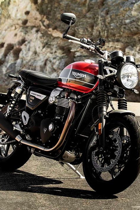 Red Triumph Speed Twin 1200 Speed Twin 1200, Estilo Cafe Racer, Triumph Speed Twin, Triumph Motorbikes, Triumph Street Twin, Triumph Cafe Racer, Triumph Bikes, Мотоциклы Cafe Racers, Motos Honda