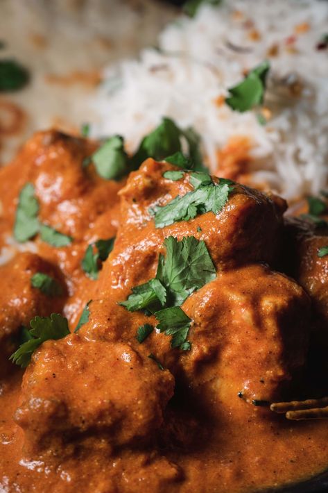 Vegan Chicken Tikka Masala with Tofu Indian Takeout, Seitan Chicken, Vegan Tikka Masala, Tofu Recipes Vegan, Vegan Chicken, Chicken Patties, Perfect Dinner, Vegan Comfort Food, Chicken Tikka Masala