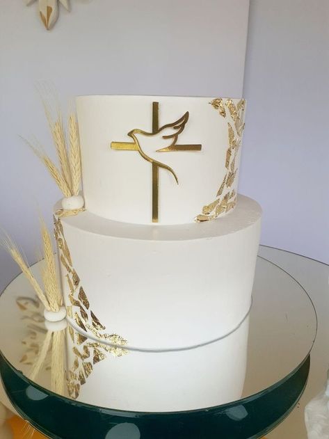 Dove Cakes, Torte Za Krizmu, Confirmation Cakes Catholic, Communion Cake Ideas, Bautizo Cake, Baptism Desserts, Christian Cakes, Boy Communion Cake, Comunion Cake