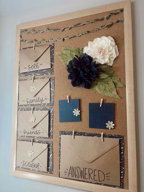 Prayer Journal Vision Board, Prayer Group Aesthetic, Prayer Boards With Envelopes, Vision Prayer Board Ideas, Christian Wall Decor Ideas Bedroom, Prayer Board Inspo Aesthetic, Prayer Boards For Kids, Prayer Board Supply List, Prayer Journaling Ideas