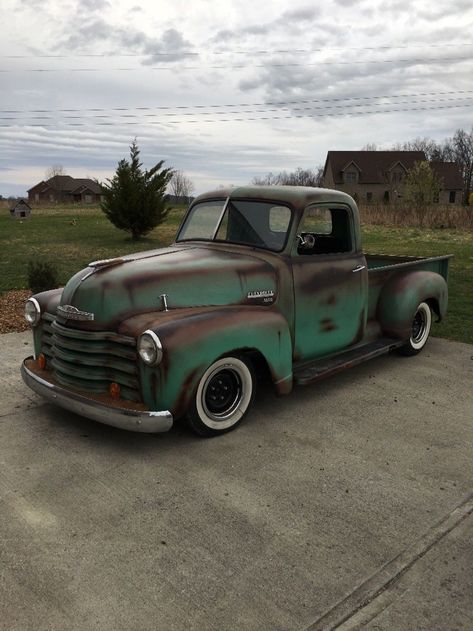 rat rod 1950 Chevrolet Pickup custom Sp2 Vw, Pickup Trucks Camping, Vintage Chevy Trucks, Trucks Lifted, Rat Rod Trucks, Casa Hobbit, Studebaker Trucks, Old Pickup, Vw Vintage