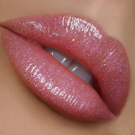 Pink Lip Aesthetic, Pink Lips Art, Bright Pink Lips, Pink Lips Makeup, Light Pink Lips, Glitter Makeup Looks, Red Lip Gloss, Lip Wallpaper, Hot Pink Lips