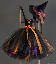 Kid’s DIY Witch Costume                                                                                                                                                                                 More Witch Hat Tutorial, Diy Witch Costume, Tutu Diy, Kids Witch Costume, Witch Costume Diy, Diy Fantasia, Diy Witch, Diy Costumes Women, Kids Costumes Girls