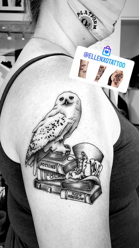 #harrypottertattoo #hedwig #absolom #tattoo #aliceinwonderlandtatoo Hedwig Tattoo, Harry Tattoos, Ink Therapy, Potter Tattoo, Semicolon Tattoo, Harry Potter Tattoos, Harry Potter Tattoo, Beach Tattoo, Dragonfly Tattoo