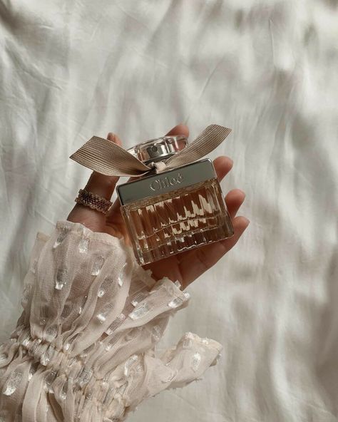 Discovered by lilu. Find images and videos about aesthetic, girly and ring on We Heart It - the app to get lost in what you love. Koleksi Parfum, Chloe Perfume, Chloe Rose, Perfume Photography, Cream Aesthetic, Gold Aesthetic, Perfume Scents, Perfume Lover, Classy Aesthetic