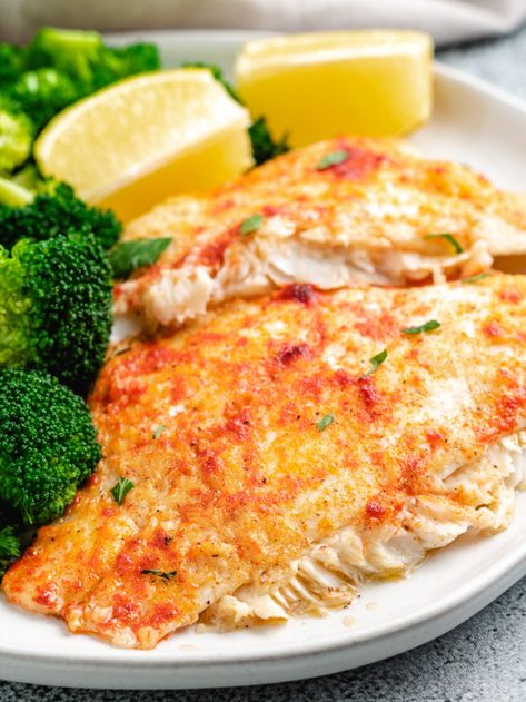 Baked Flounder Recipes Healthy, Flounder Recipes Healthy, Flounder Fillet Recipes, Flounder Fish Recipes, Flounder Fillet, Flounder Recipes, Fish Recipes Healthy, Easy Seafood Recipes, Baked Fish