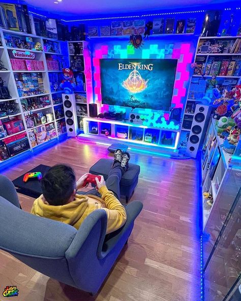 Secret Gaming Room Ideas, Man Cave Video Game Room, Couples Gaming Room, Games Room Inspiration, Bedroom Eclectic, Boys Game Room, Small Game Rooms, Basement Games, Casa Loft