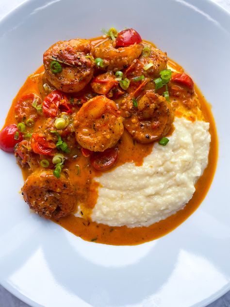 Southern Shrimp And Grits, Coconut Curry Shrimp, Shrimp N Grits Recipe, Grits Recipe, Tomato Gravy, Curry Shrimp, Shrimp And Grits, Shrimp N Grits, Shrimp Seasoning