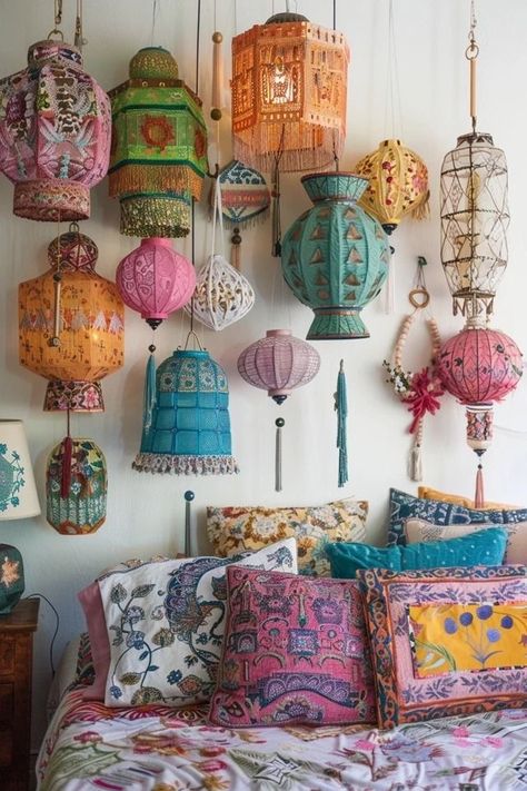 Eclectic Lampshade Diy, Boho Lamps Bedrooms, Boho Bedroom Lamps, Diy Boho Hanging Decor, Lanterns In Bedroom, Boho Lamps Bohemian Decor, Diy Boho Lampshade, Lady Lounge, Colorful Boho Bedroom