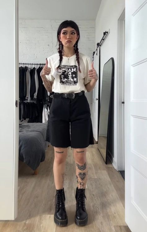 Emo Tiktok, Summer Goth Outfits, Alt Summer Outfits, Modern Grunge, Alt Grunge, Casual Goth, Alt Outfits, From Tiktok, Goth Style