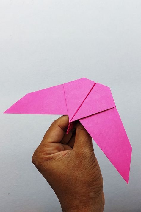 Flying boomerang paper Bird plane making video tutorial. It is a cool design paper airplane that can fly fast and far. In this video, I am showing how to make the best and most beautiful Bird airplane with color paper. #paperbird #flyingbirdplane #boomerangbirdplane Paper Airplanes How To Make, Best Paper Plane, Flying Paper, Paper Bird, Stem Crafts, Paper Planes, Crafts For Seniors, Most Beautiful Birds, Paper Birds