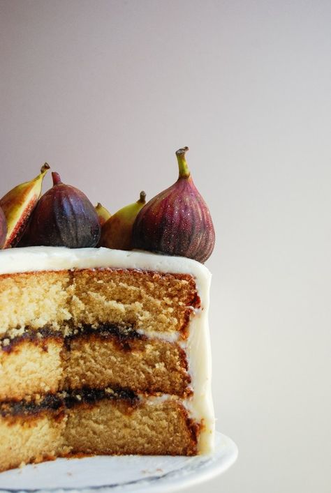 Honey Fig Cake, Figs Goat Cheese Honey, Figs And Goat Cheese, Fig Cake Recipe, Red Wine Cake, Fig Butter, Gf Cake, Goat Recipes, Vanilla Honey