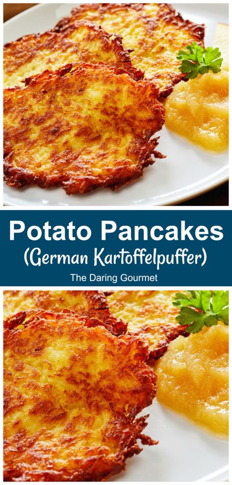 Potato Pancakes (German Kartoffelpuffer) German Potato Pancakes, German Food Authentic, Potatoe Pancake Recipe, Courge Spaghetti, German Potatoes, Idee Pasto, Potato Pancakes, Idee Pasto Sano, Potato Dishes