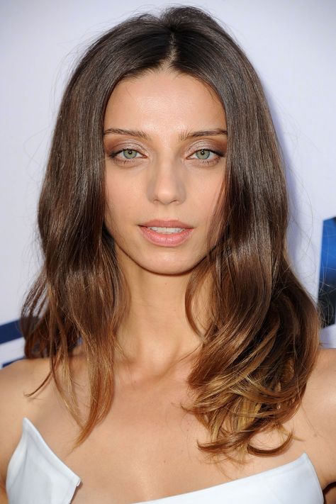 Angela Sarafyan Westworld, Faceclaims Female Actresses, Angela Sarafyan, Felicia Hardy, Zodiac Academy, Film Making, Creative Makeup Looks, Female Actresses, Lady Biker