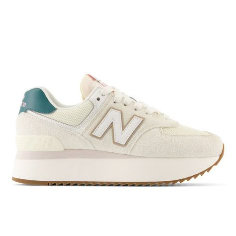 New Balance Style, New Balance Outfit, Preppy Shoes, Lifestyle Shoes, New Balance 574, Shoe Inspo, New Balance Women, Women Lifestyle, Platform Sneaker