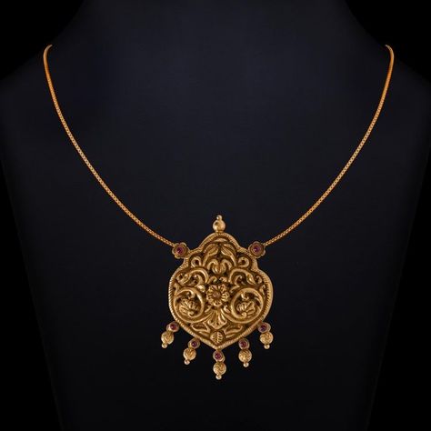 #goldpendent 
#pendent
#shopwithpassion Pendent Design, Vummidi Bangaru Jewellers, Temple Jewelry Necklace, Gold Pendent, Gold Jewels Design, Gold Temple Jewellery, Neck Pieces Jewelry, Pure Gold Jewellery, Antique Gold Jewelry Indian