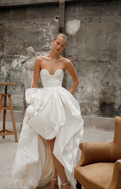 Dana Harel Wedding Dresses: Bridal Collections by Season Dana Harel, Wedding Lookbook, Couture Bridal Gowns, Elle Dress, Special Dress, Designer Bridesmaid Dresses, Dress Luxury, Couture Wedding Gowns, Sweetheart Wedding Dress