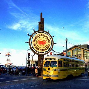 Pier 33 (San Francisco) - All You Need to Know BEFORE You Go San Francisco Tourist Attractions, Fisherman's Wharf San Francisco, San Francisco Attractions, San Francisco Tours, San Francisco Travel Guide, Visit San Francisco, Alcatraz Island, South San Francisco, Honeymoon Spots