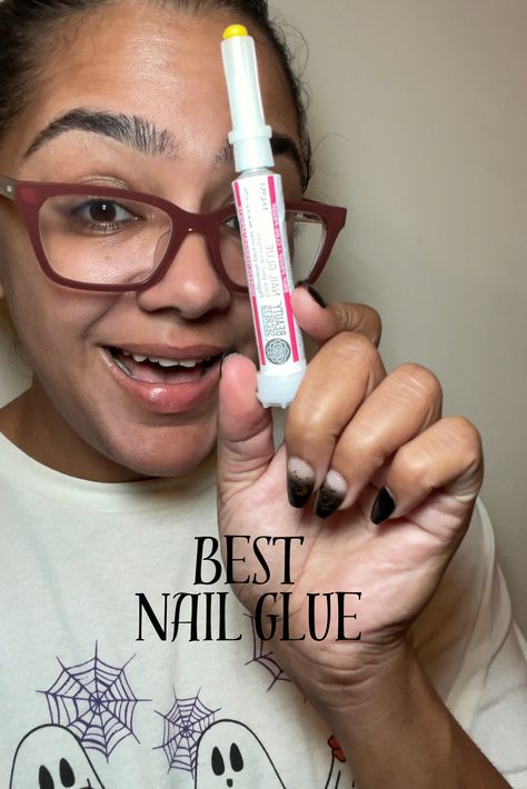 Here is the nail glue I swear by for my press on nails. My press on nails easily last 7-10 days without any lifting. Warning: this nail glue sets QUICKLY. Glue For Press On Nails, Press On Nails Prep, Good Nail Products, Strong Nail Glue, Best Glue For Press On Nails, Best Nail Glue For Fake Nails, Press On Nails Acrylic, How To Remove Press On Nail Glue, Best Glue On Nails