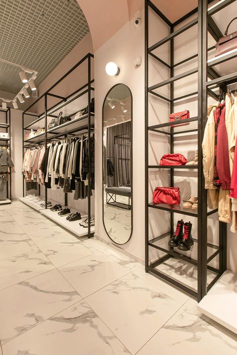 Clothing Boutique Interior, Tor Design, Fashion Store Design, Store Shelves Design, Clothing Store Displays, Retail Store Interior Design, Clothing Store Interior, Clothing Store Design, Retail Interior Design