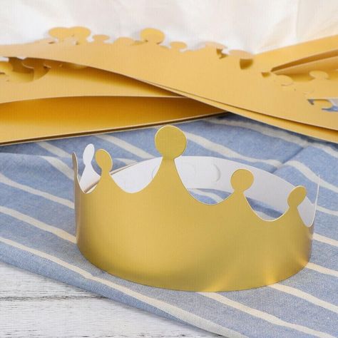 Crown For Kids, Crown Party, Paper Crowns, Crown Hat, Birthday Party Hats, Paper Hat, Kids Classroom, Birthday Crown, Theme Parties