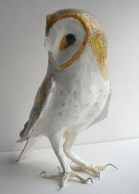 Barn Owl Tattoo, Paper Mache Animals, Paper Mache Clay, Felt Owls, Cardboard Sculpture, Paper Mache Art, Paper Mache Sculpture, Paper Mache Crafts, Paper Birds