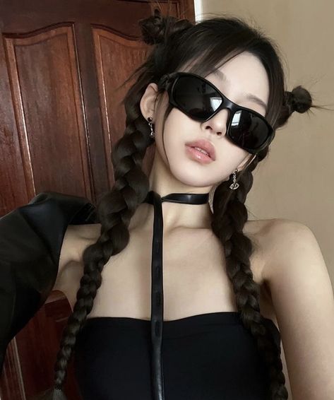 Rave Hair, Y2k Hairstyles, Hair Style Korea, Kpop Hair, Haircut Designs, Front Hair Styles, Hair Stylies, Penteado Cabelo Curto, Hair Stylist Life