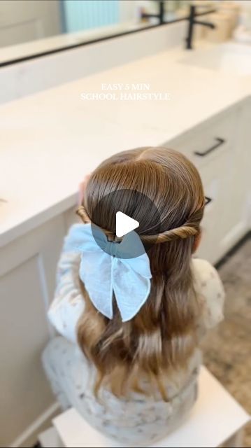 Hảir Style For Toddler Girl, Toddler Hair Down Hairstyles, Hairstyles For Girls Kids Short Hair, Flower Girl Hairstyles Toddler Fine Hair, Easy Kid Hairstyles For Long Hair, Kids Half Up Hairstyles, Toddler Graduation Hairstyles, Kids Hairstyles Half Up Half Down, Girl Hairstyles With Bow