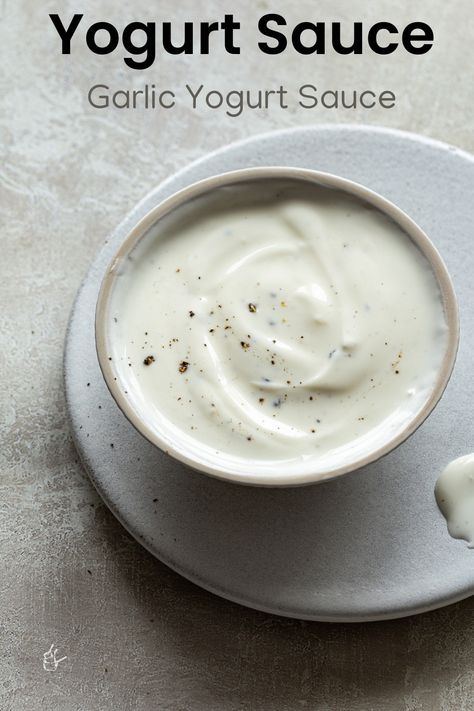 This Yogurt Sauce or Yogurt Garlic Sauce is the perfect dipping sauce for so many dishes like shawarma, kebabs, kofta and fajitas! It is made with just 3 main ingredients and takes only 2 minutes. I love this healthy dip with Falafel wraps and air fryer smashed potatoes. Garlic Yogurt Sauce, Yogurt Dipping Sauce, Garlic Yogurt, Greek Yogurt Sauce, Yoghurt Dip, Lemon Juice Uses, Make Greek Yogurt, Homemade Greek Yogurt, Cucumber Yogurt