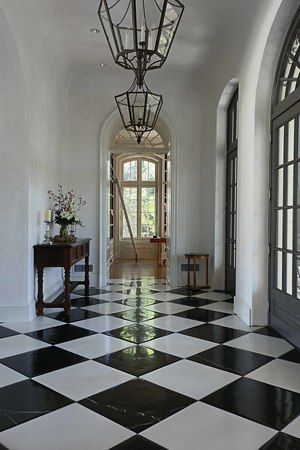 black and white tile floors Checkered Flooring, Black And White Hallway, Black And White Flooring, Hallway Tiles Floor, Floor Lanterns, Checkered Floor, White Hallway, Foyer Flooring, Tiled Hallway