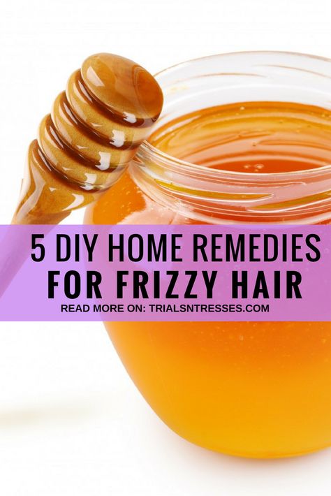 Frizzy hair can mess up your sleek slay. Instead of breaking the bank try one of these 5 DIY home remedies for frizzy hair. Hear Mask, Remedies For Frizzy Hair, Frizzy Hair Remedies, Fizzy Hair, Natural Hair Spray, Frizzy Hair Tips, Homemade Hair Treatments, Thick Hair Remedies, Dhokla Recipe