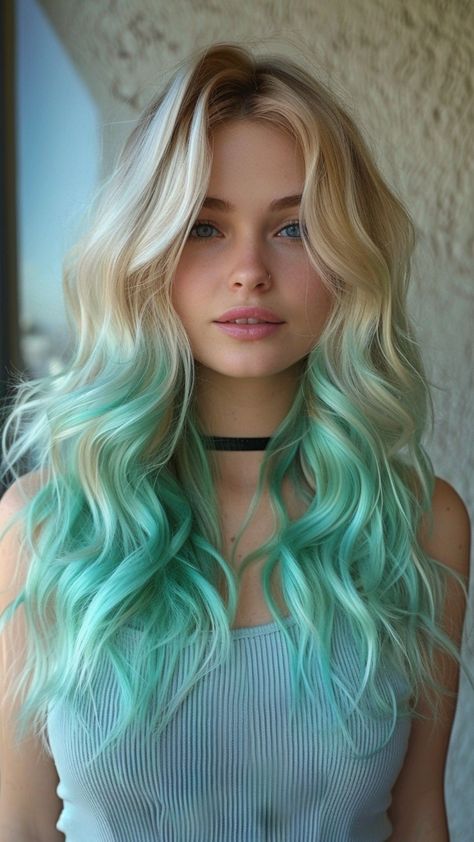 25 Green Ombre Hair Ideas for Bold Beauties Green And Blonde Hair, Green Ombre Hair, Game Hairstyles, Cap Hairstyles, Free Hairstyle, Mint Green Hair, Pop Hair, Hair Curling Tutorial, Girls Hairstyles Easy