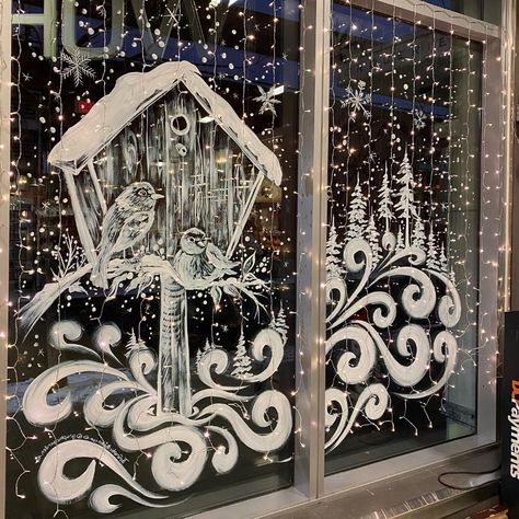 WindowPainting | GraphicDesign (@graphicgarden) • Instagram photos and videos Christmas Paint On Windows, January Window Painting, Snow Windows Art, Deer Window Painting, Window Paintings Christmas, Christmas Windows Drawings, Paint Windows For Christmas, Vintage Christmas Window Painting, Christmas Window Mural