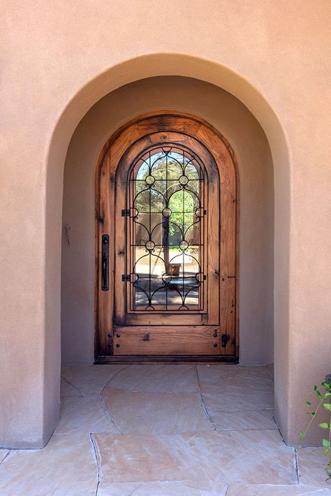 Arched Front Entry - La Puerta Originals Arched Entry Doors, Garage Redo, Front Door Molding, Arched Front Door, Unique Front Doors, Bali Style Home, Bronze Handles, Italian Farmhouse, Bedroom Vibes