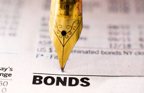 Learn about three major signals that it may be time to sell your bonds right now, including impending interest rate hikes and bond issuer instability. Treasury Bonds, Safe Investments, Bond Market, Stock Analysis, What Is, Investment Tips, Investment Portfolio, Investment Banking, Financial Advisors