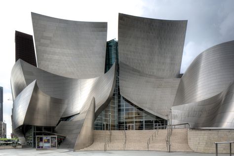 Frank Gehry Architecture, Gehry Architecture, Family Quiz, Mall Facade, Deconstructivism, Walt Disney Concert Hall, Buildings Photography, Frank Gehry, Zaha Hadid Architects