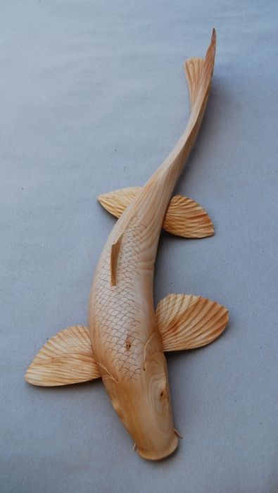 Fish Wood Carving, Wood Carving Art Sculpture, Driftwood Art Diy, Carved Wood Wall Art, Koi Art, Pottery Form, Dremel Wood Carving, Sculptures Céramiques, Wooden Fish