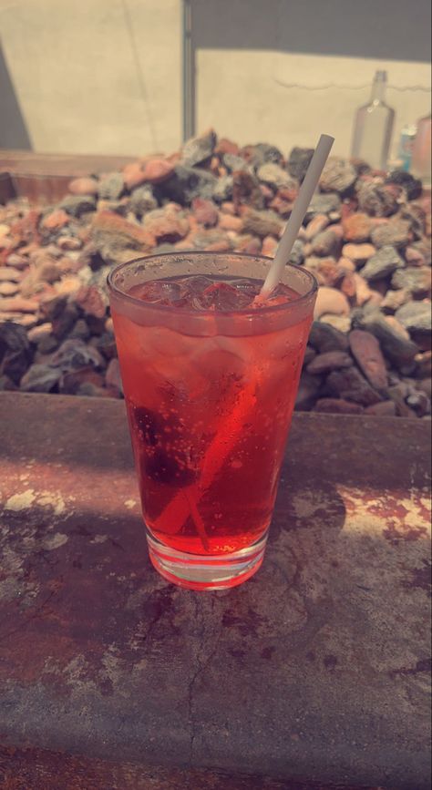 Shirly Temple Drink Aesthetic, Shirly Temple Aesthetic, Shirley Temple Drink Aesthetic, Shirly Temple Drink, Cherry Temple, Kitty Cocktail, Nuskin Business, Temple Aesthetic, Shirley Temples