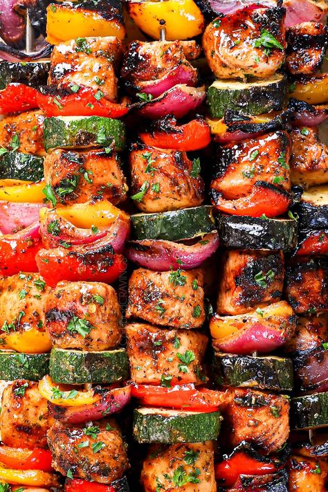 Chicken Kabobs in the Oven or Grill Chicken Kabobs In The Oven, Kabobs In The Oven, Birra Tacos, Grill Zucchini, American Meals, Chicken Kabob Marinade, Kabob Marinade, Chicken Chipotle, Hawaiian Pork