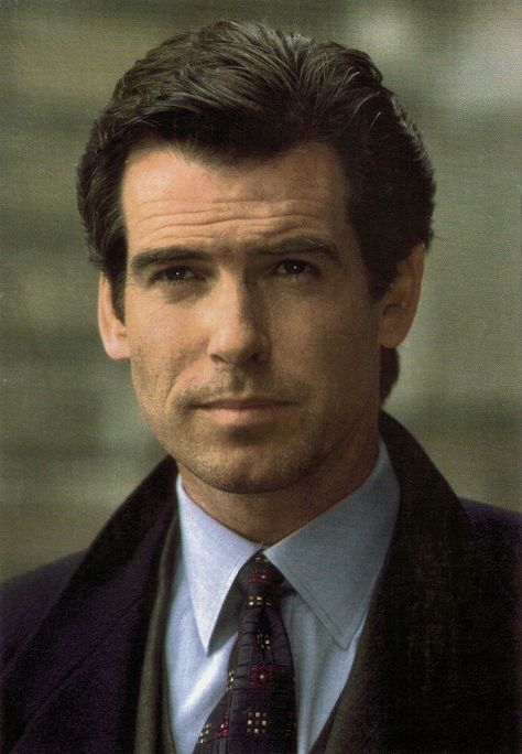 https://flic.kr/p/KrzhZG | Pierce Brosnan in Goldeneye (1995) | American postcard by Classico, San Francisco, no. 105-454. Photo: Danjaq / United Artists Corporation / Eon Productions / Mac B. Photo: publicity still for Goldeneye (Martin Campbell, 1995).  Irish film and television actor and film producer Pierce Brosnan (1953) is best known for his recurring role as British spy 007 in the popular James Bond film series. He first won over television audiences in the detective series Remington ... Piers Brosnan James Bond, Pierce Brosnan Goldeneye, James Bond Goldeneye, Piers Brosnan, American Actors Men, Pierce Brosnan 007, James Bond Style, Detective Series, 007 James Bond