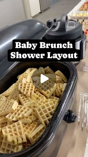 Moms Happy Kitchen on Instagram: "#babybrunch #babyshower #babyshowerideas #baby #party #momosa #momshappykitchen #pinterest #youtube momshapptkitchen8 #instantpot #sausage #fruit #tiktok #momshappykitchen #pinterest" Brunch Theme Gender Reveal, Easy Baby Shower Breakfast Food, Brunch Ideas For Gender Reveal, Gender Reveal Breakfast, Berry Brunch Ideas, Food For Brunch Parties, Brunch Station Ideas, Baby Boy Shower Brunch Food Ideas, Brunch Ideas For Baby Shower Boy